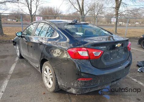 2018 Chevrolet Cruze Lt Auto z USA, uszkodzony, nr VIN 1G1BE5SM2J7191106